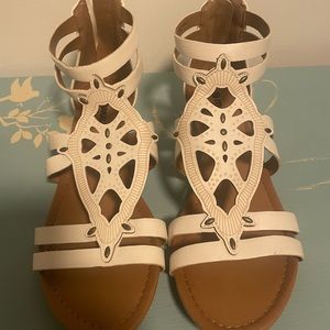 Cute women’s sandals